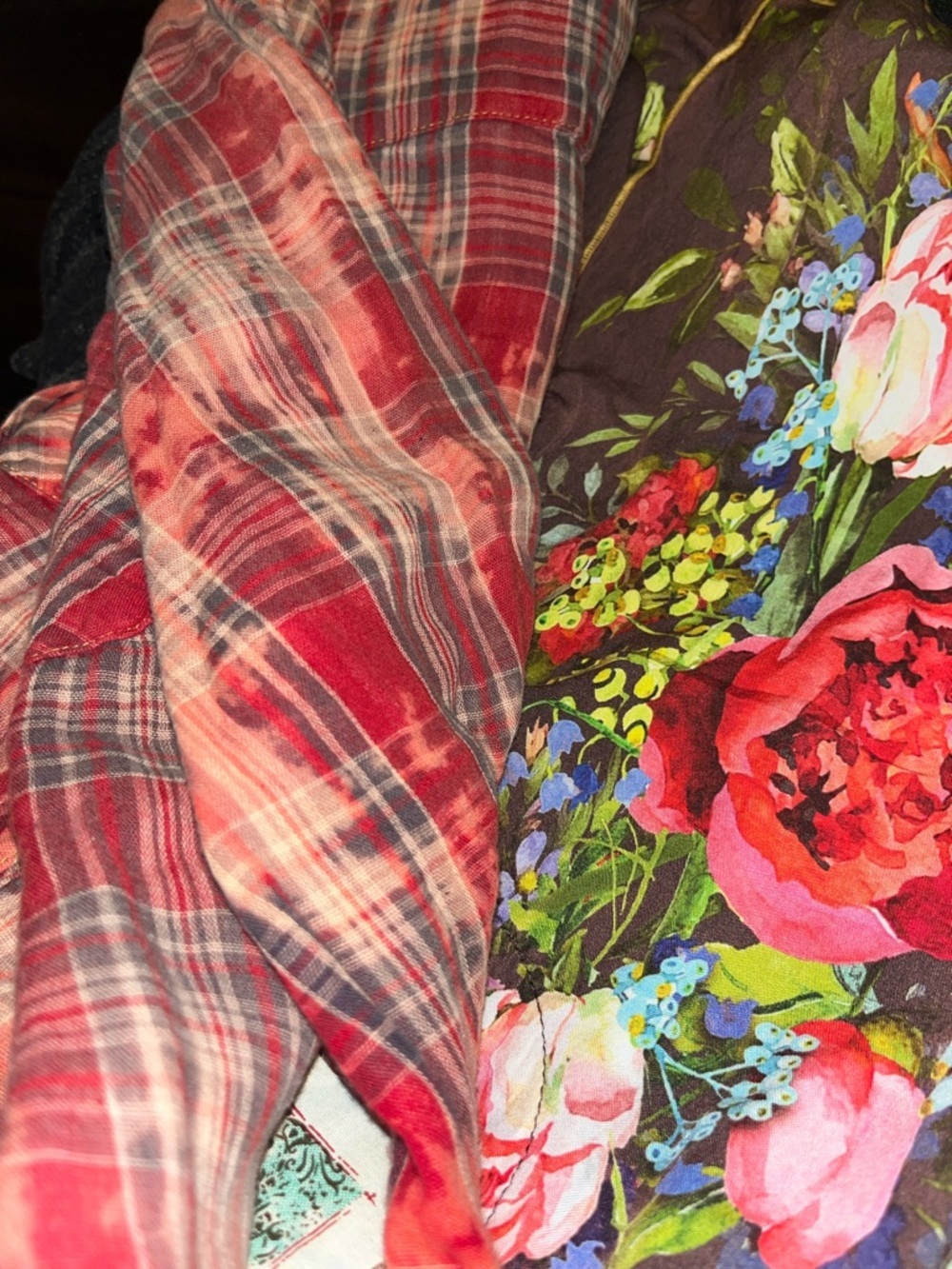 Aratta Medium Floral Scarlet Plaid Long Tunic in Coral Pink - Picture 6 of 11